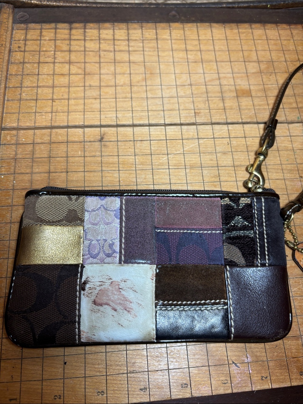 Coach Patchwork Leather Wristlet in Brown and Neutral Tones w Hang Tag - Picture 5 of 17